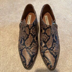 Short snakeskin boots, Size 10